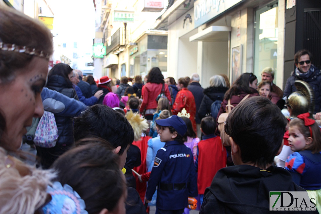 Los más pequeños desfilan por las calles del centro de Mérida