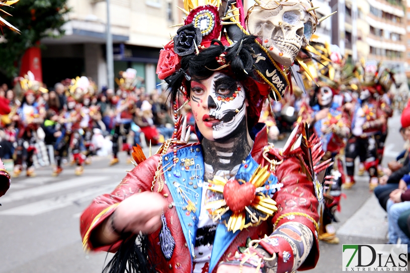 Imágenes del Desfile de Comparsas de Badajoz 2018, parte 1/2