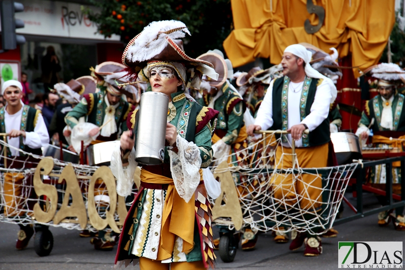 Imágenes del Desfile de Comparsas de Badajoz 2018, parte 1/2