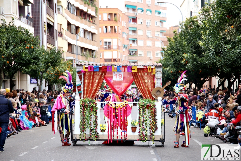 Los mejores estandartes del Desfile de Comparsas del Carnaval de Badajoz