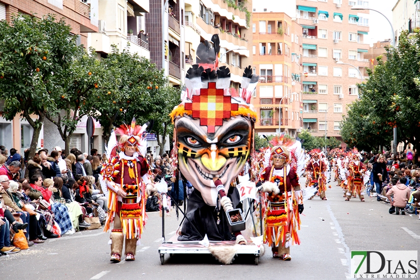 Los mejores estandartes del Desfile de Comparsas del Carnaval de Badajoz