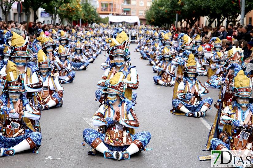 Imágenes del Desfile de Comparsas de Badajoz 2018, parte 2/2