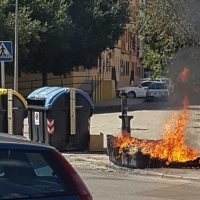 Detienen a la mujer que quema los contenedores de Plasencia