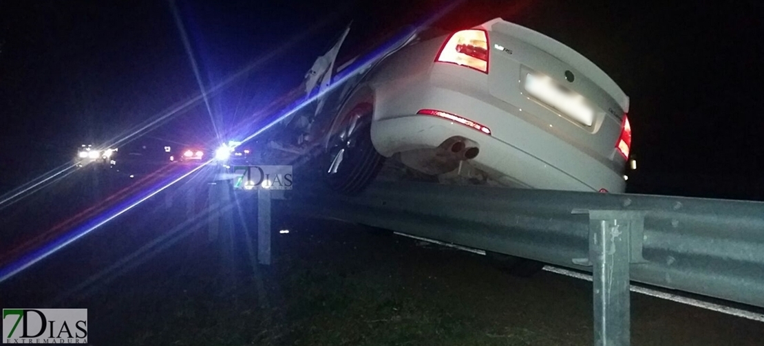 Cuatro heridos en un accidente en la carretera Badajoz – Olivenza