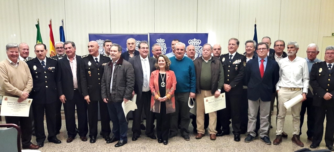 Homenaje a policías de Mérida y Don Benito-Villanueva