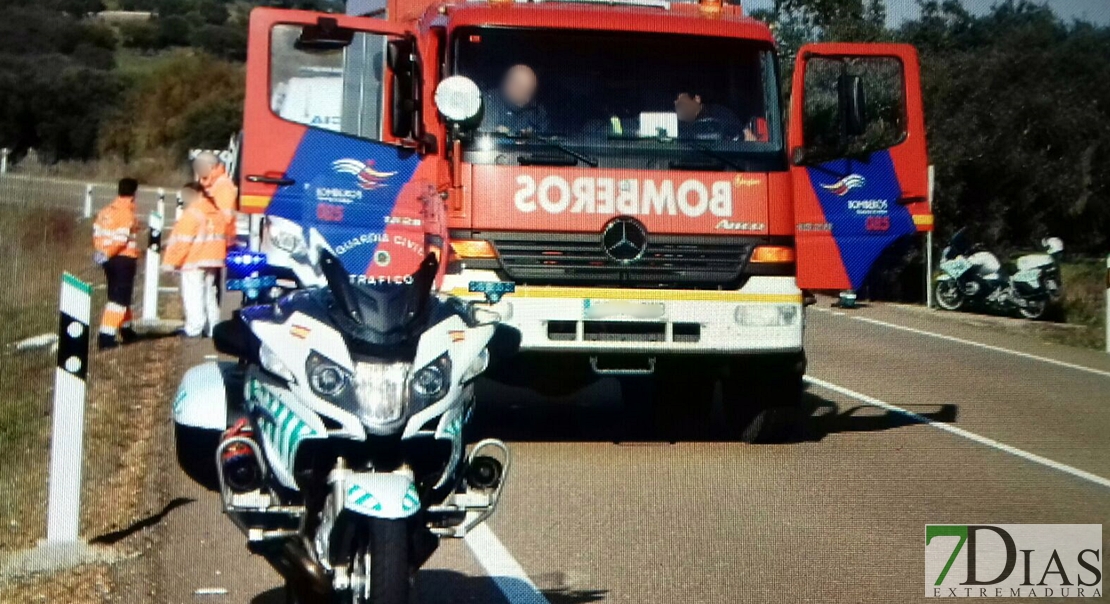 Un matrimonio sufre un grave accidente cerca de Alconchel