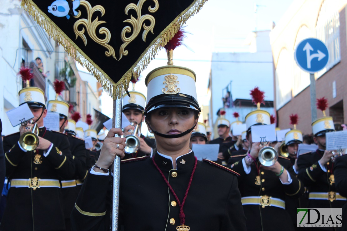 Las Lágrimas procesionan por las calles de Mérida este Martes Santo