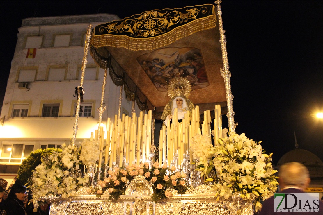 El reencuentro de Los Castillos reúne a miles de fieles en Mérida