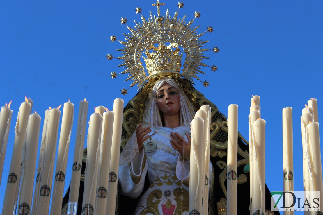 Las Lágrimas procesionan por las calles de Mérida este Martes Santo