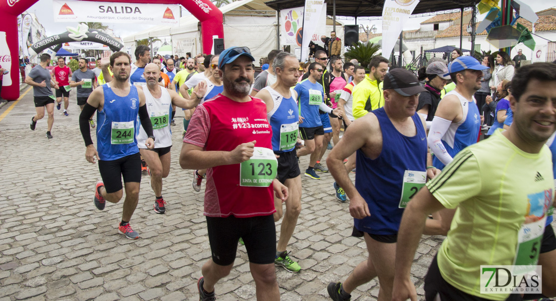 Imágenes de la XIII Media Maratón de Alburquerque I