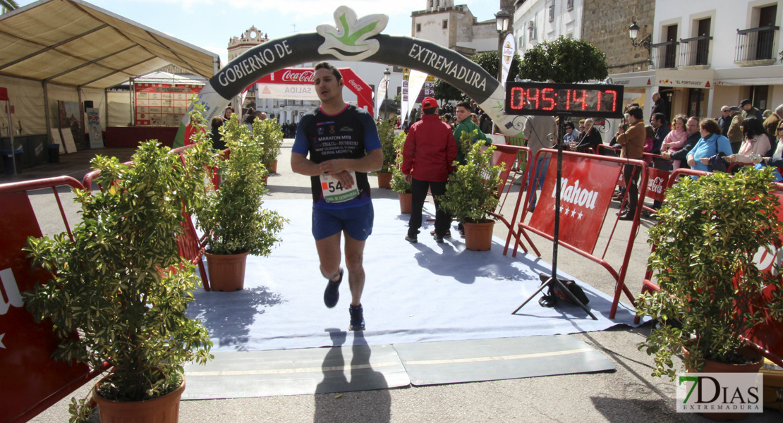 Imágenes de la XIII Media Maratón de Alburquerque II