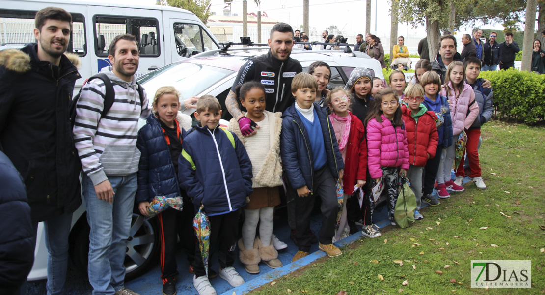 Imágenes de la presentación del Fundación CB Integra Team