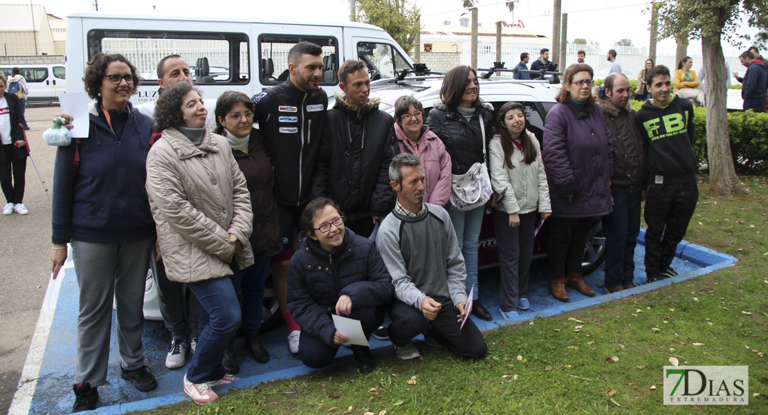 Imágenes de la presentación del Fundación CB Integra Team