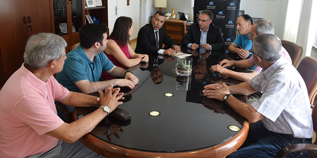 Donan 2.400 litros de aceite para las familias más necesitadas de Don Benito