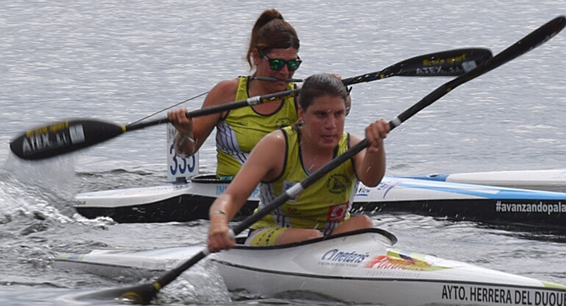 Elena Ayuso se proclama campeona de Extremadura de piragüismo