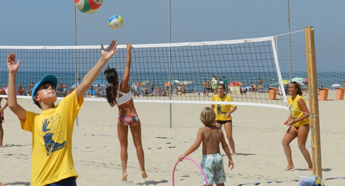 El vóley playa infantil llega a la escuela de Llerena en agosto