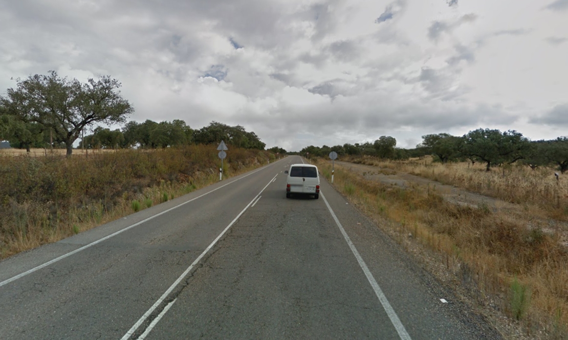 Un joven herido grave tras un accidente en la carretera Cáceres – Badajoz