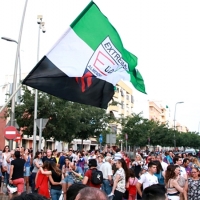 Almendralejo comienza a llenarse para celebrar el ascenso del Extremadura