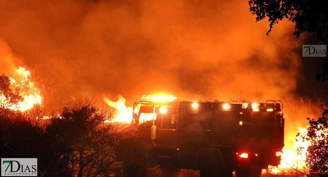 Los Bomberos de Badajoz evitan una catástrofe en San Isidro