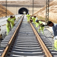 Adif licita obras adicionales en la línea de alta velocidad Madrid- Extremadura