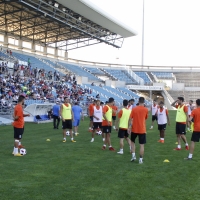 Imágenes del entrenamiento del CD. Badajoz ante su público