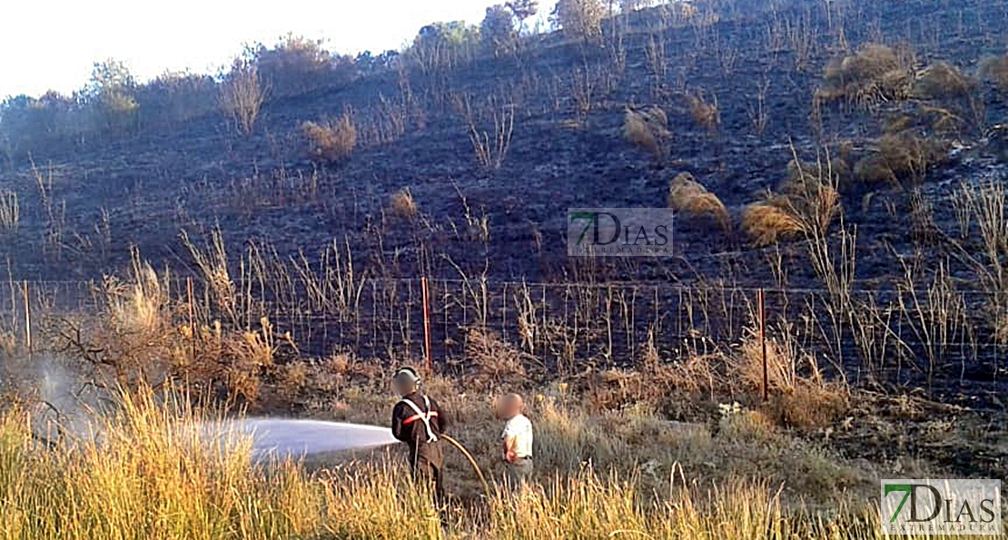 Tercer incendio en los últimos 15 días en la comarca Zafra - Río Bodión