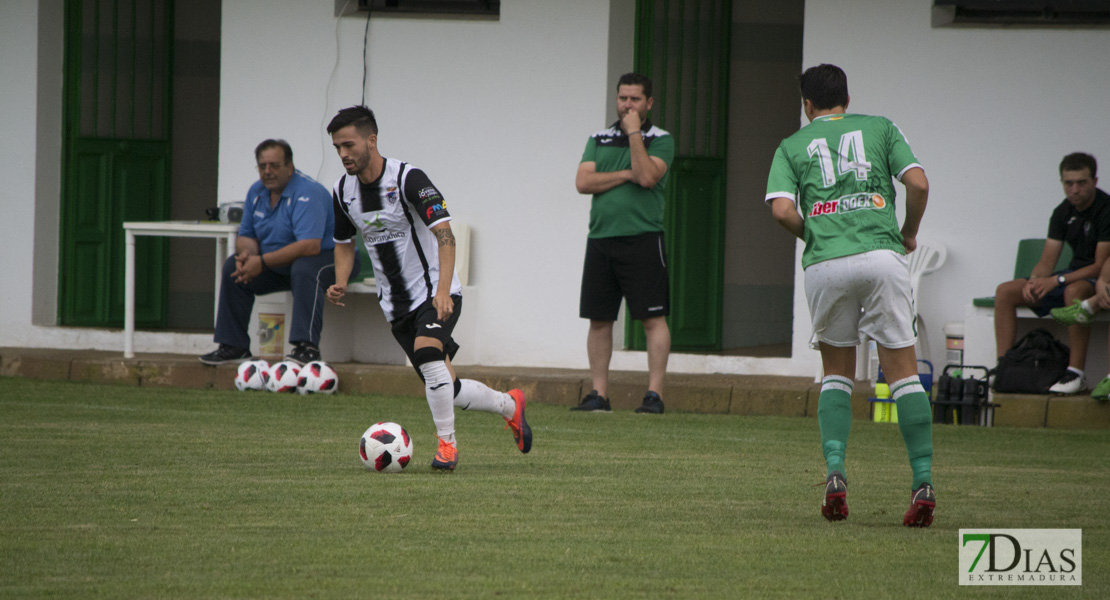 Imágenes del Racing Valverdeño 0 - 3 CD. Badajoz