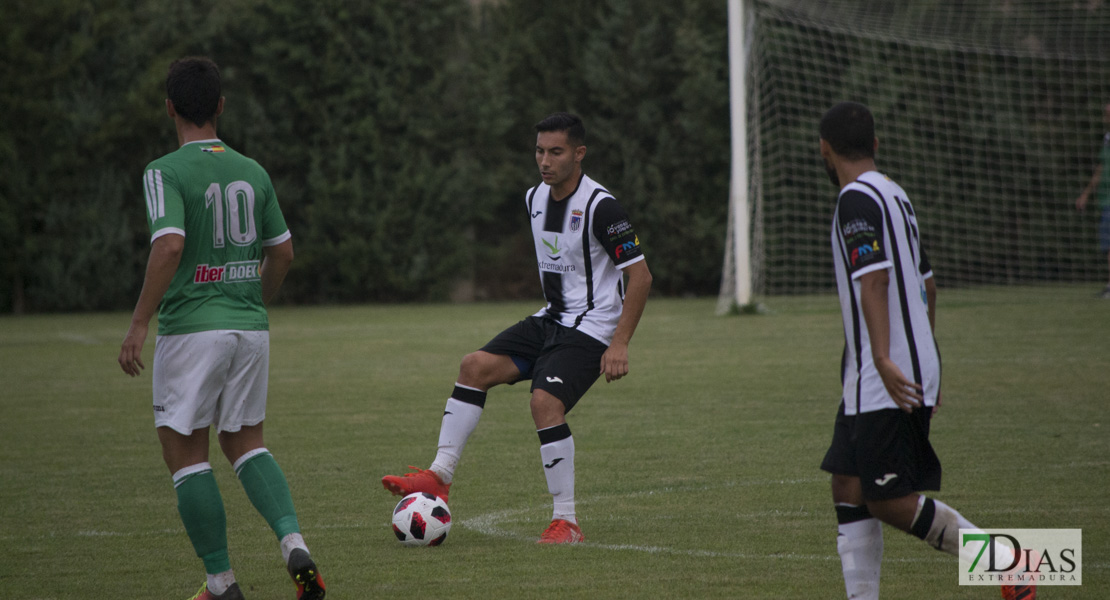 Imágenes del Racing Valverdeño 0 - 3 CD. Badajoz