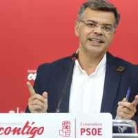 TREN: El PSOE saca pecho de inversiones en Castuera tras décadas de olvido