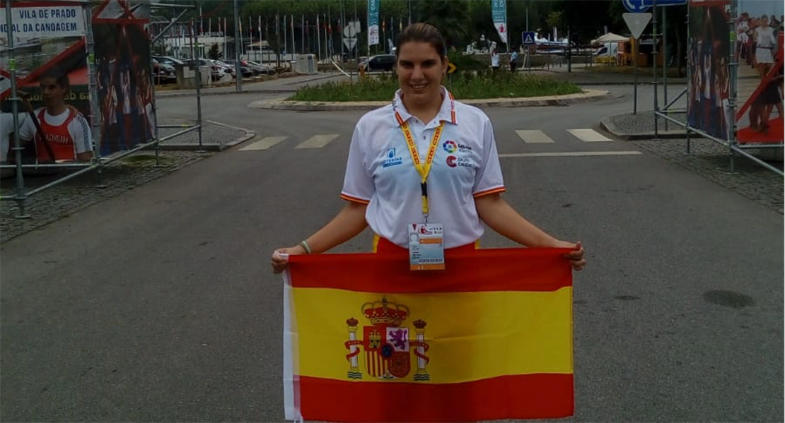 Elena Ayuso participa en el Campeonato del Mundo de piragüismo