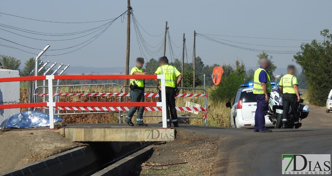 Muere tras accidentarse con un camión en Villafranco del Guadiana (Badajoz)