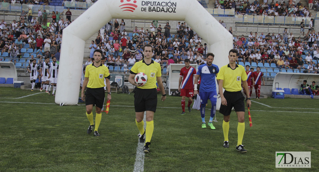 Imágenes del CD. Badajoz 0 - 1 Recreativo de Huelva