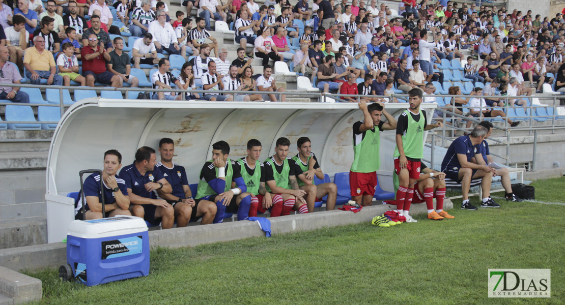 Imágenes del CD. Badajoz 0 - 1 Recreativo de Huelva