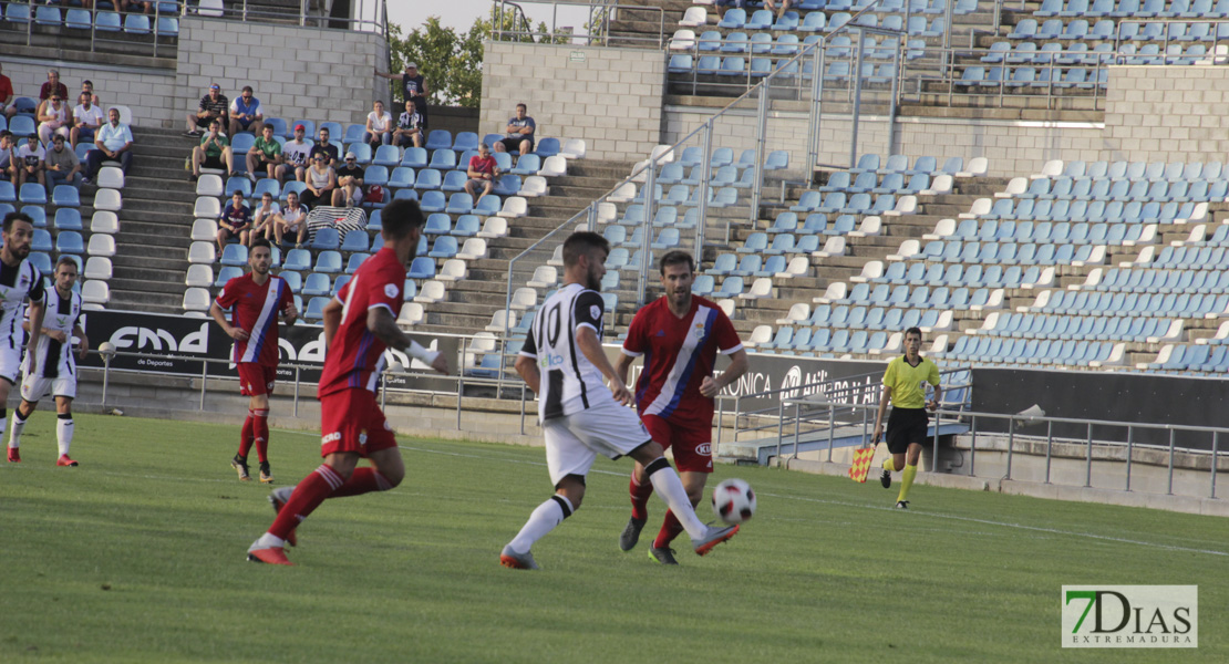 Imágenes del CD. Badajoz 0 - 1 Recreativo de Huelva