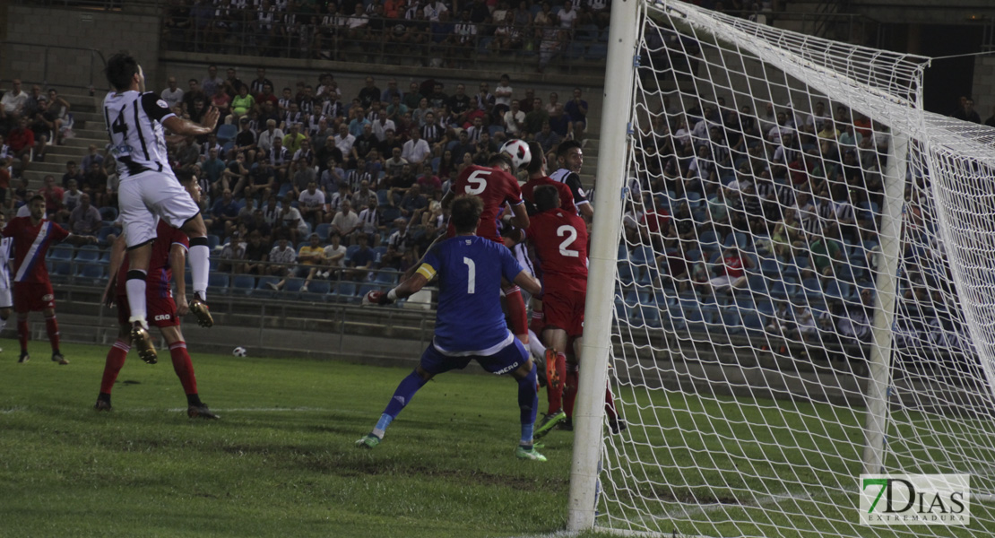 Imágenes del CD. Badajoz 0 - 1 Recreativo de Huelva