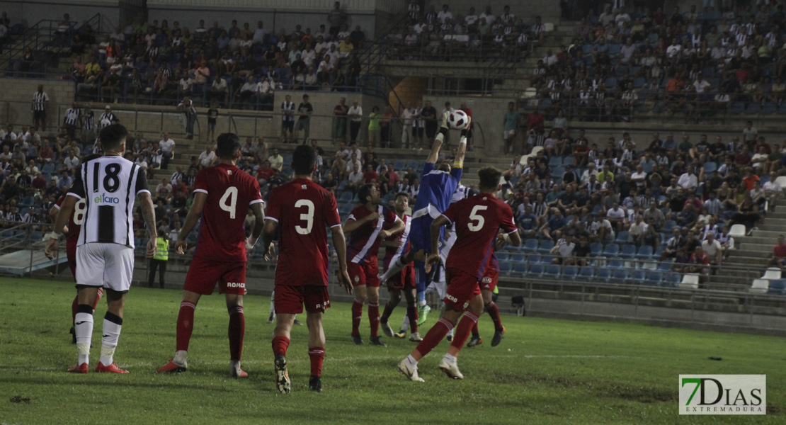 Imágenes del CD. Badajoz 0 - 1 Recreativo de Huelva