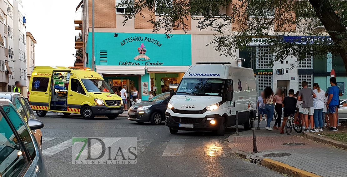 Intentan salvar la vida de un hombre tras sufrir un infarto en plena calle (Badajoz)