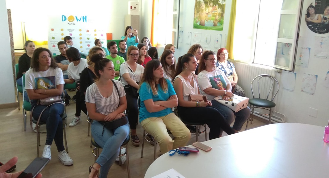 35 voluntarios colaborarán en los talleres de Down Mérida durante este curso