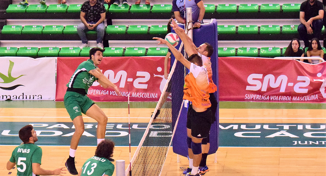 Gabriel Souza (AD Cáceres Voleibol) mejor atacante de la Superliga 2