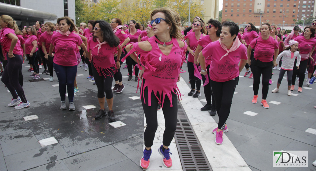 Imágenes del Zumba solidario contra el cáncer