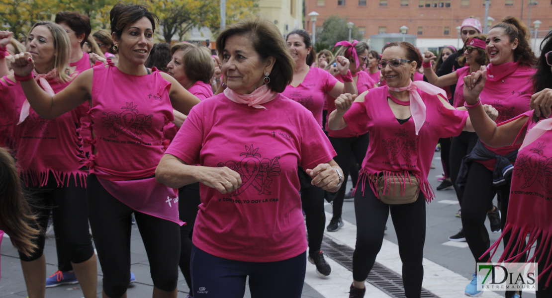 Imágenes del Zumba solidario contra el cáncer