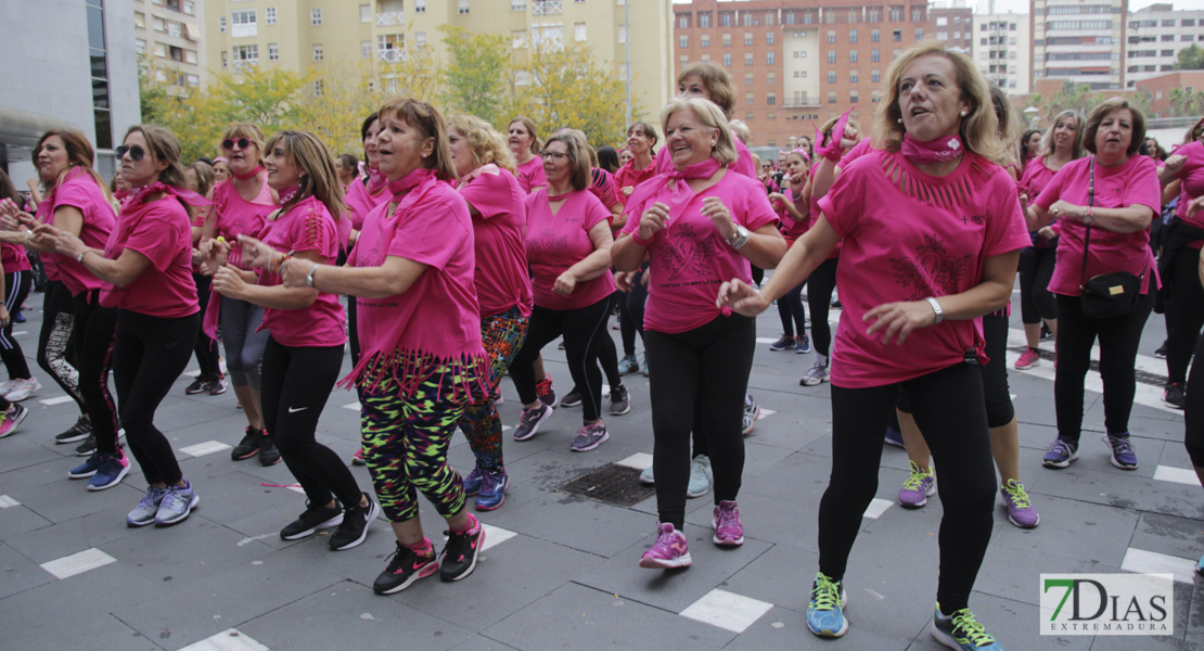 Imágenes del Zumba solidario contra el cáncer