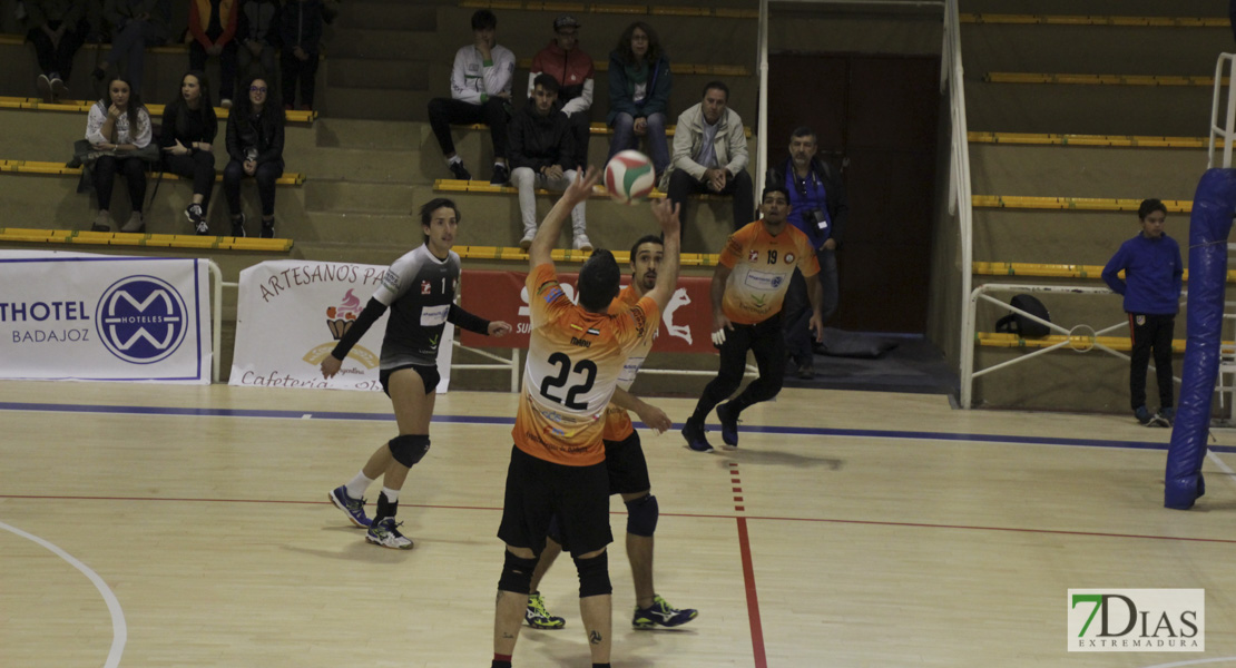 Imágenes del Pacense Voleibol - Vigo Voleibol