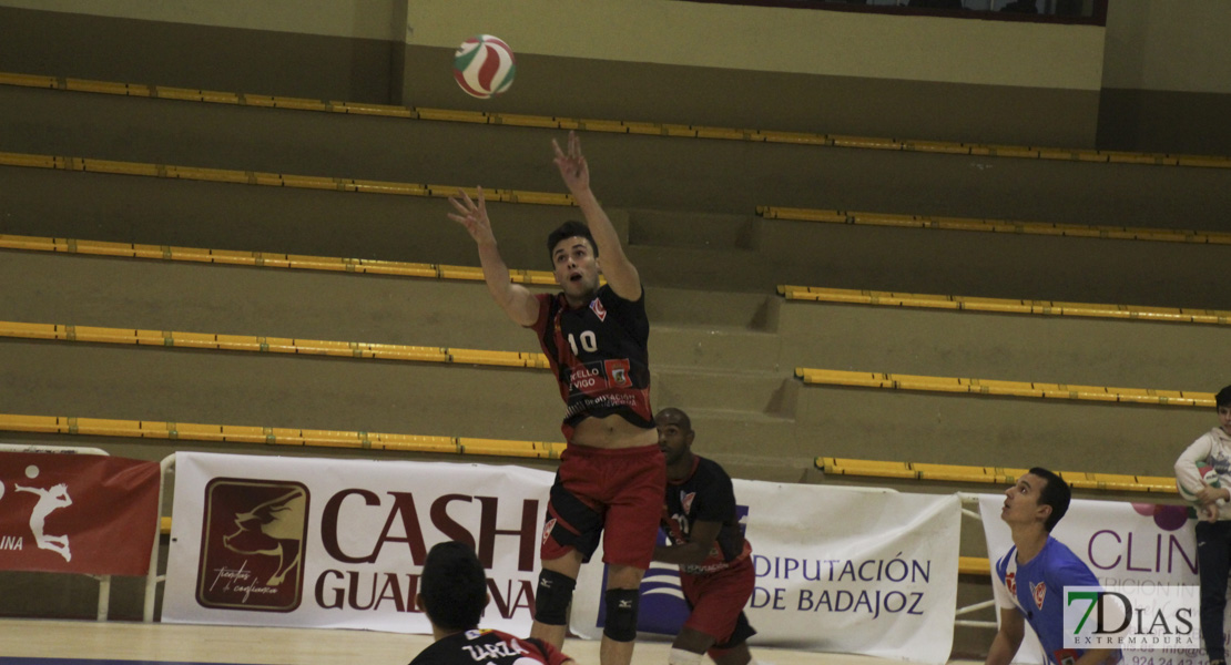 Imágenes del Pacense Voleibol - Vigo Voleibol