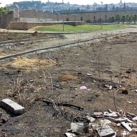 La Cívica denuncia la presencia de un estercolero junto al Puente de Palmas