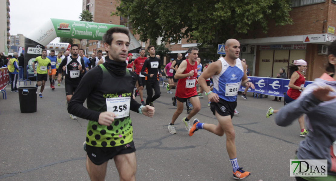 Imágenes de la Carrera Solidaria Badajoz Contra el Cáncer I