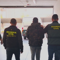 Detenidos tres sevillanos que viajaban por la noche a Cáceres para robar