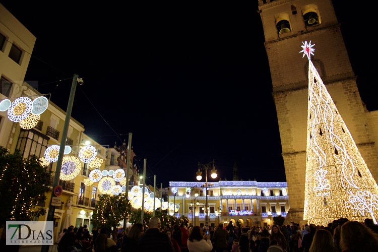 Gran ambiente en Badajoz para recibir la Navidad