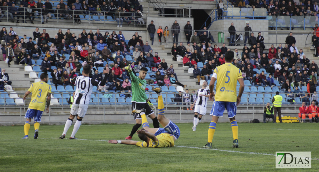 Imágenes del CD. Badajoz 1 - 0 Melilla