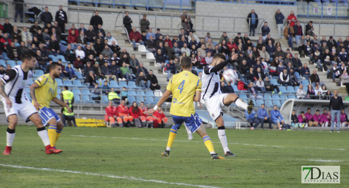 Imágenes del CD. Badajoz 1 - 0 Melilla